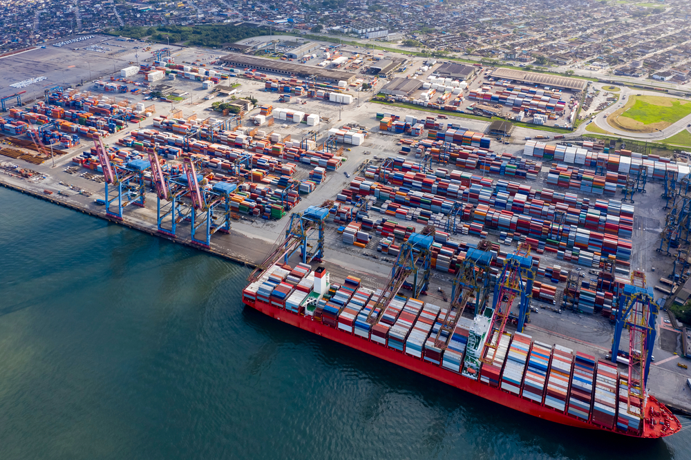 What are the main shipping ports in South America?